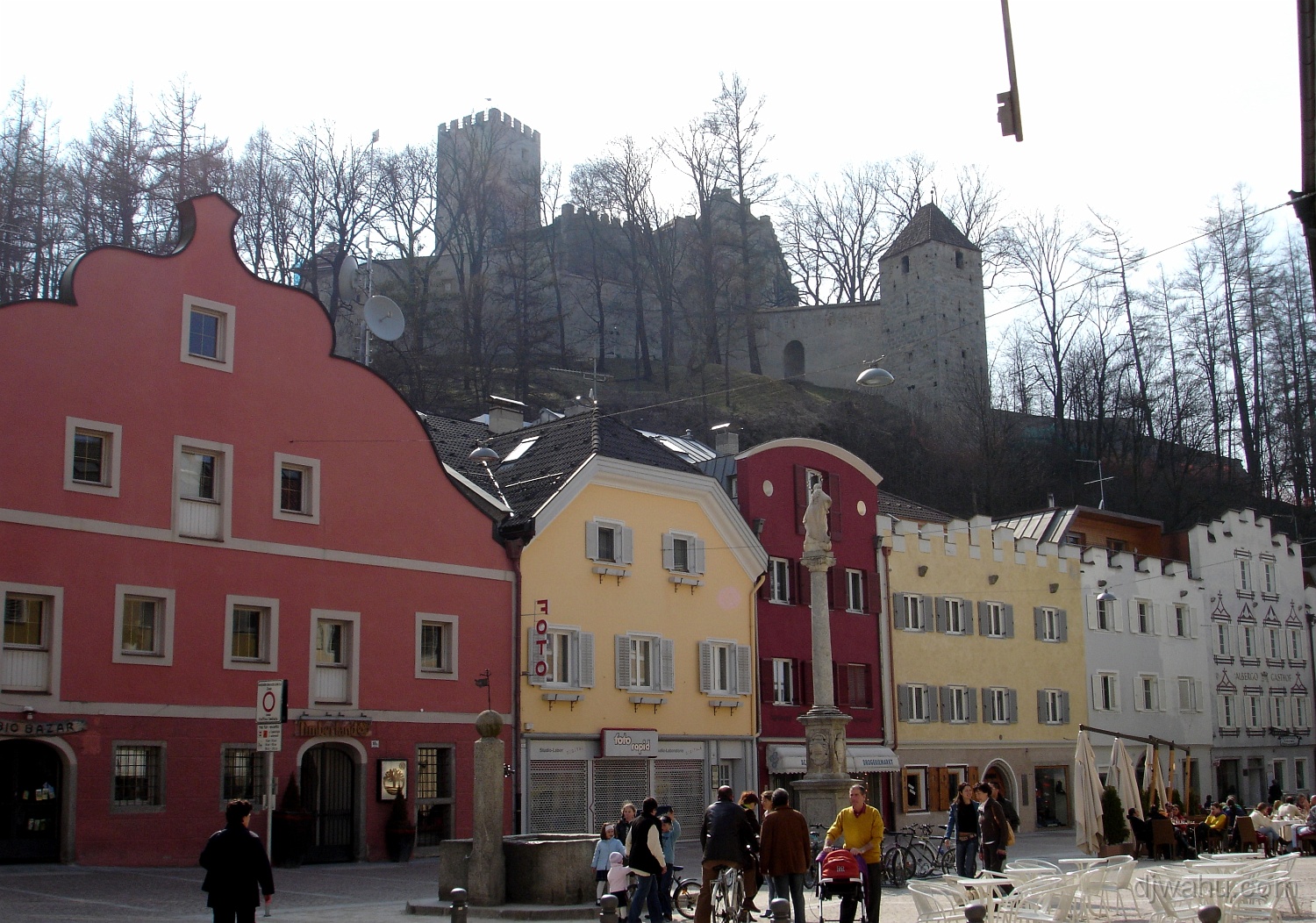 DSC05035-Bruneck-Burg-20060509.JPG