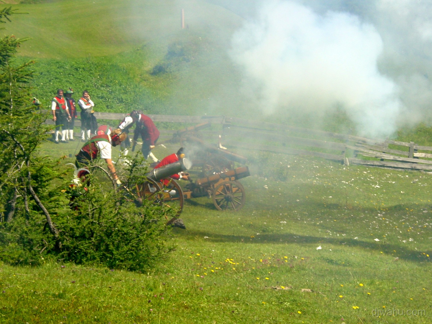 DSC00512-Bat-Fest_Obernberg_Boeller-20010725.JPG