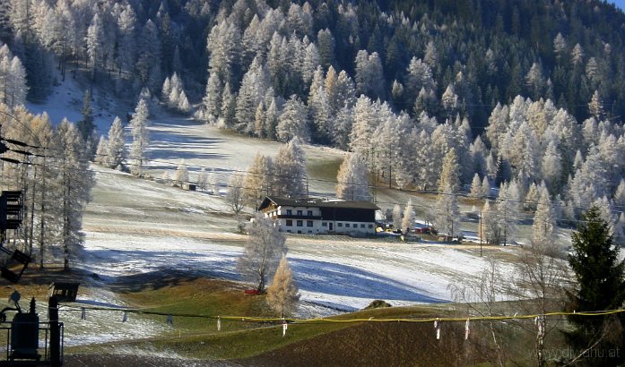 DSC01081-Noesslachrunde-Haus.JPG